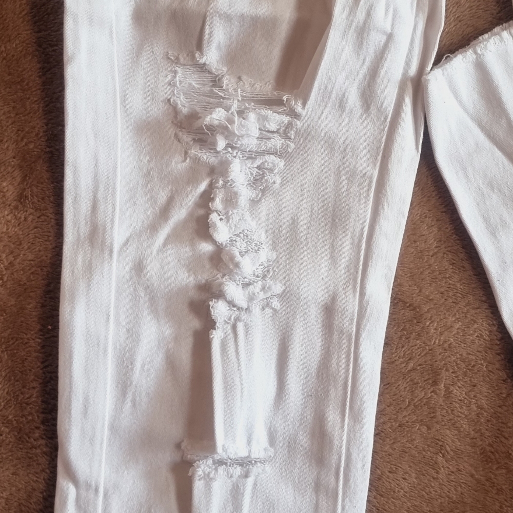 White High Rise, Ripped Jean - Picture 6 of 13